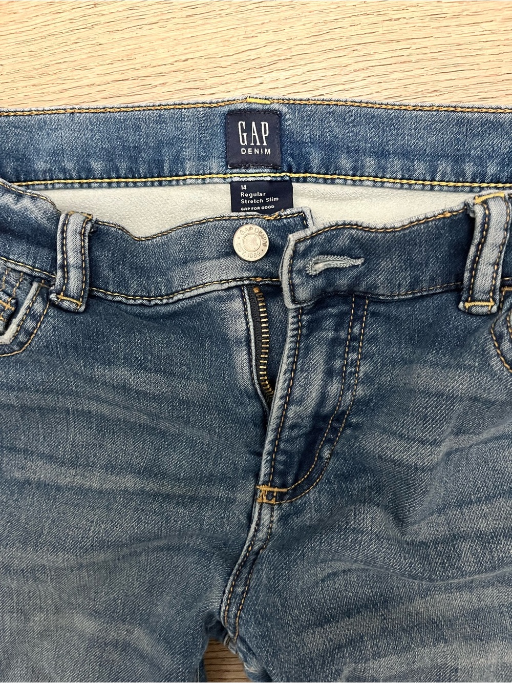 GAP Kids Denim Whiskered Regular Stretch Slim Jeans in Medium Blue Size 14